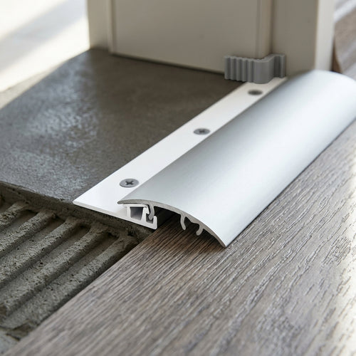 Silver aluminium door threshold strip, 30 mm x 930 mm, 5-in-1 fitting – profile view showing the fixing channel